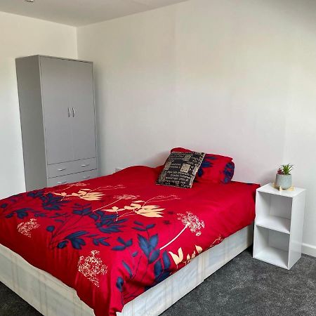 Layrek London 1 Bedroom Flat Exterior foto